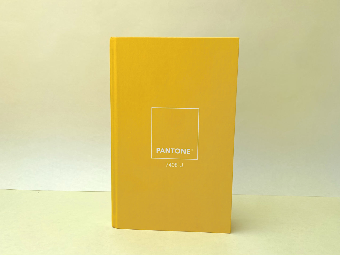 Agenda Monocromática-Amarilla